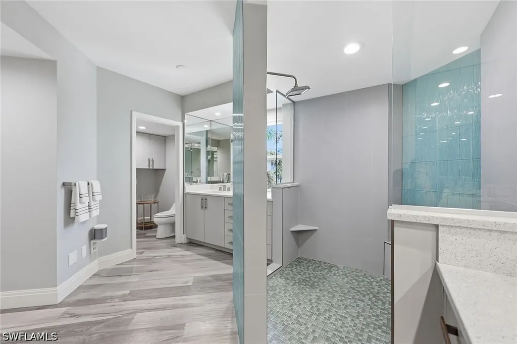 8111 Bay Colony Drive Naples FL 34108