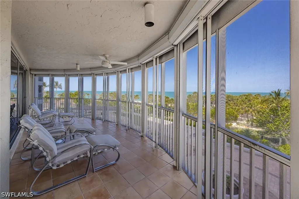 8111 Bay Colony Drive Naples FL 34108