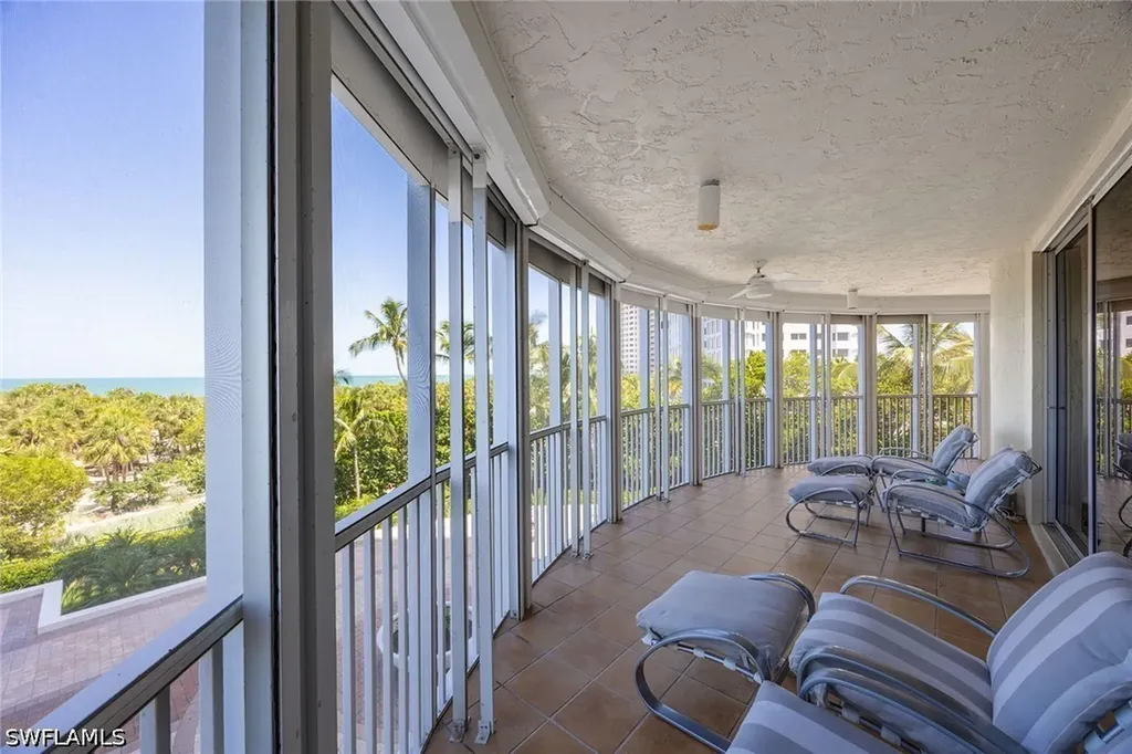 8111 Bay Colony Drive Naples FL 34108