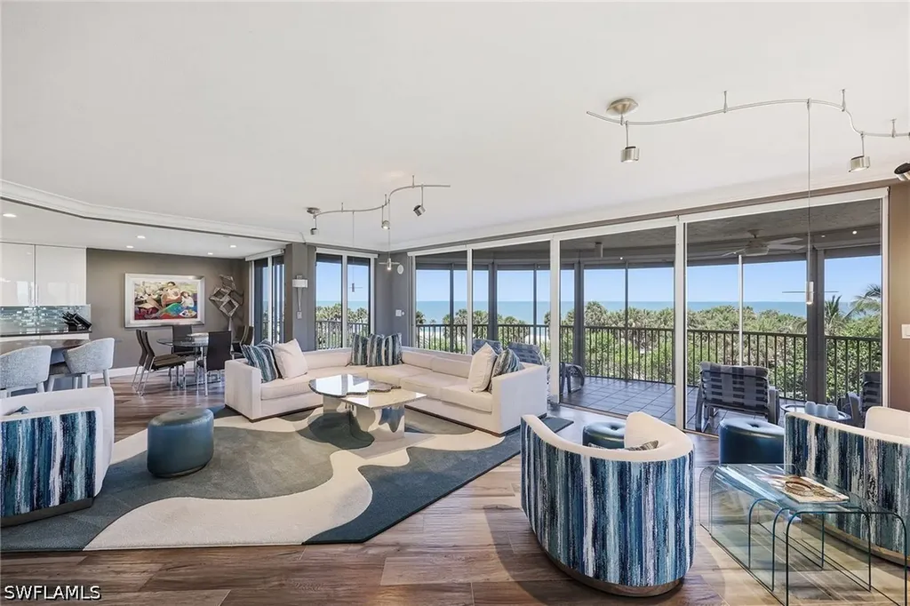 8111 Bay Colony Drive Naples FL 34108