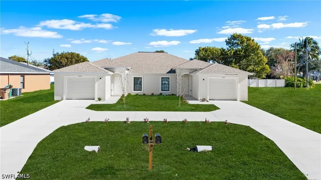 1045/1047 SE 11th Terrace Cape Coral FL 33990
