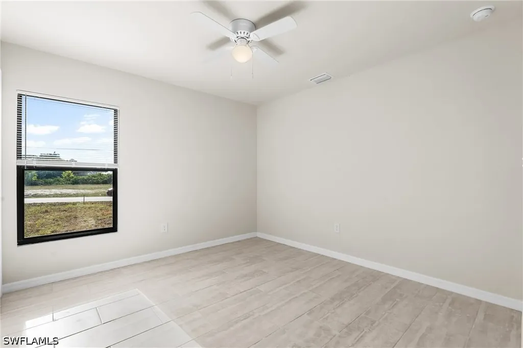 1045/1047 SE 11th Terrace Cape Coral FL 33990