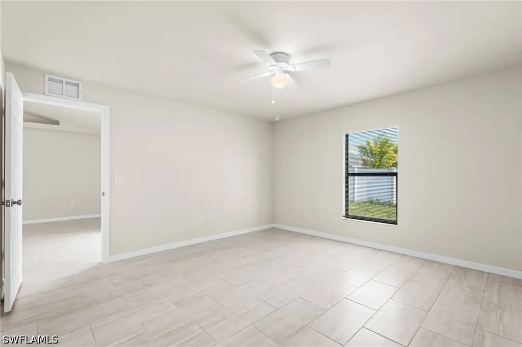 1045/1047 SE 11th Terrace Cape Coral FL 33990