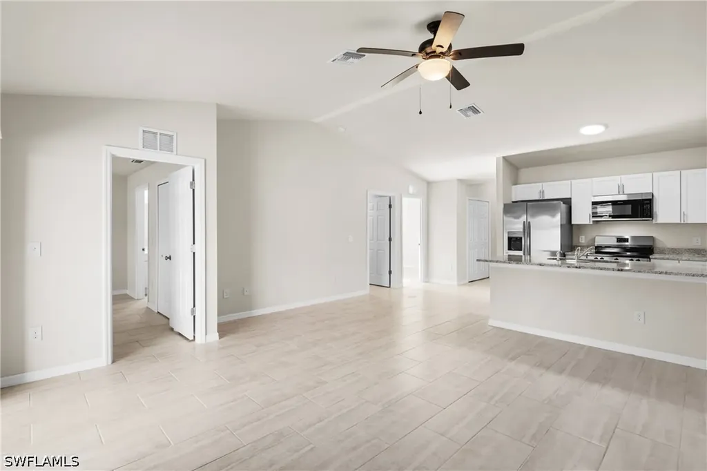 1045/1047 SE 11th Terrace Cape Coral FL 33990