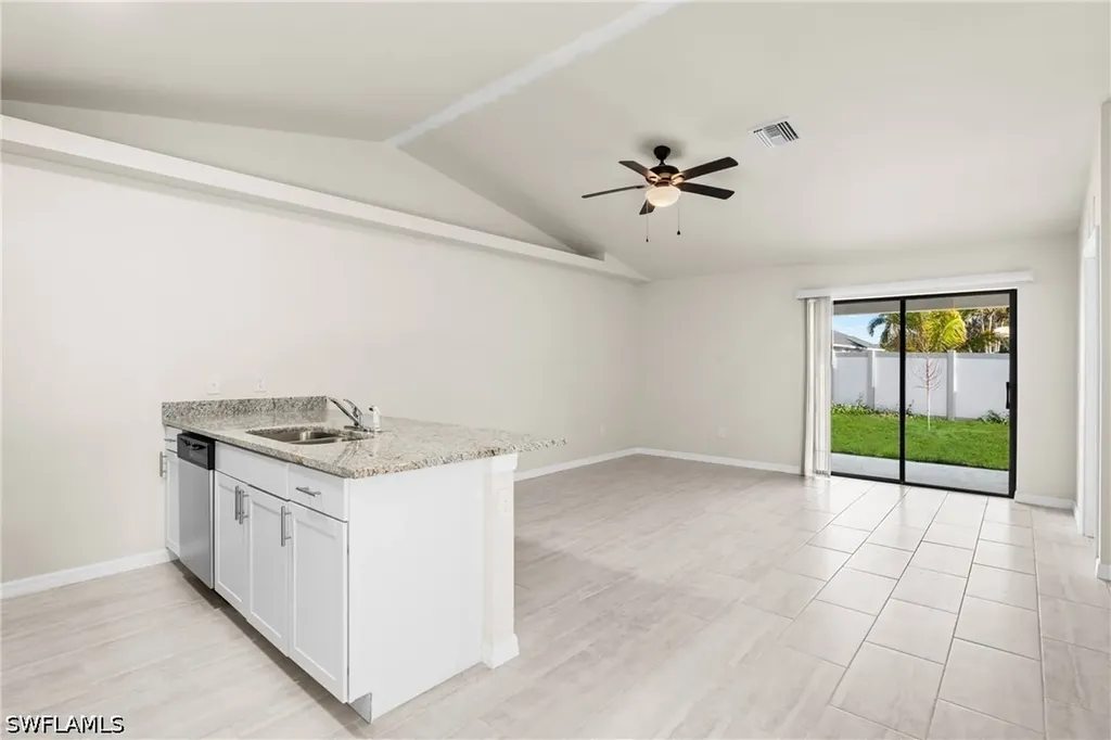 1045/1047 SE 11th Terrace Cape Coral FL 33990