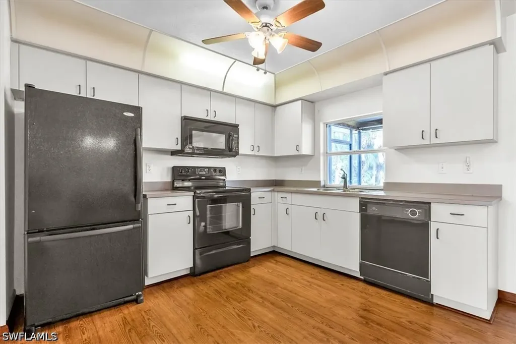 1481 13th Street SW Naples FL 34117