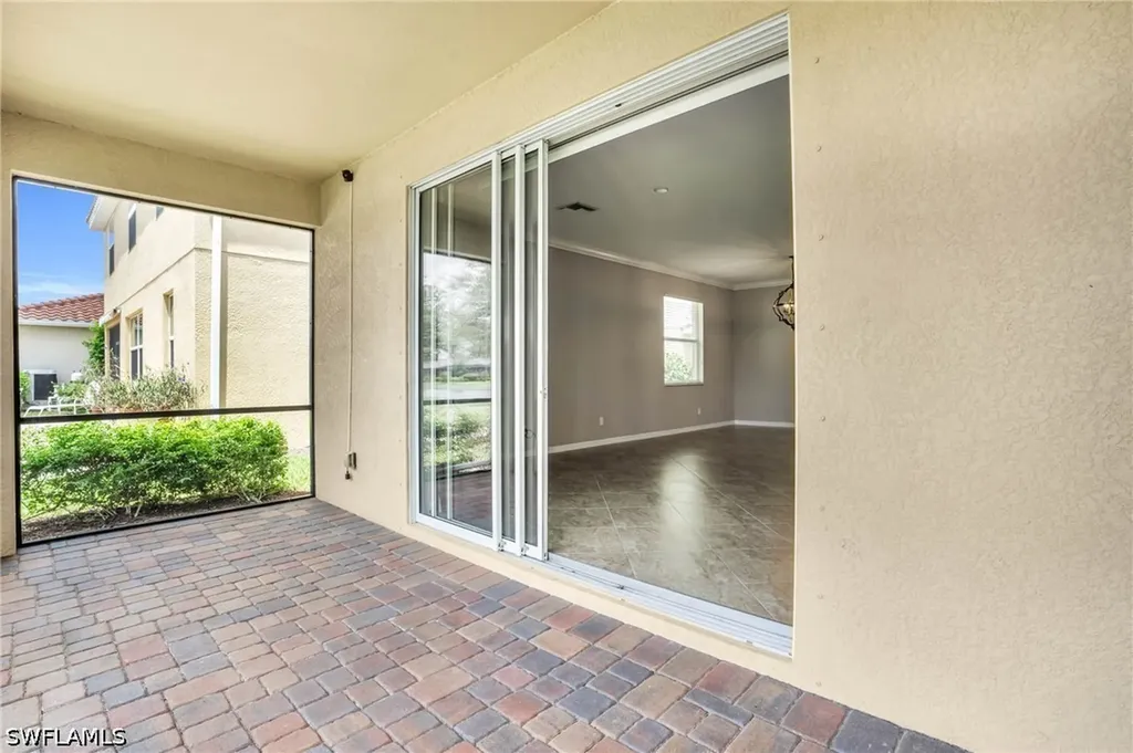 2061 Hamlin Street Naples FL 34120