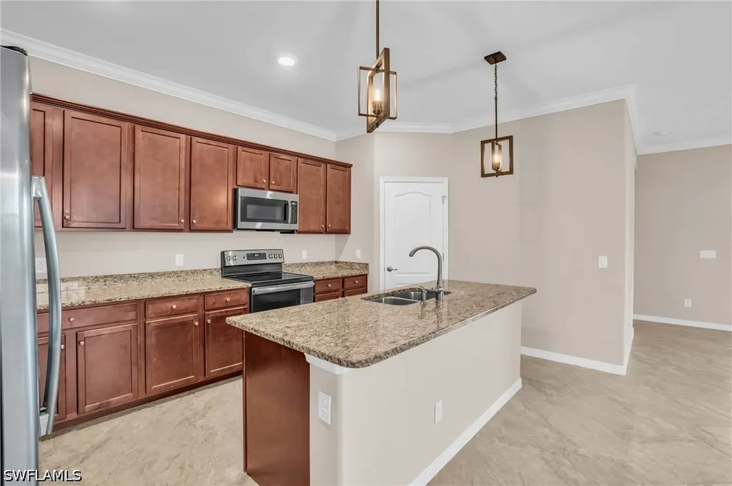 2061 Hamlin Street Naples FL 34120