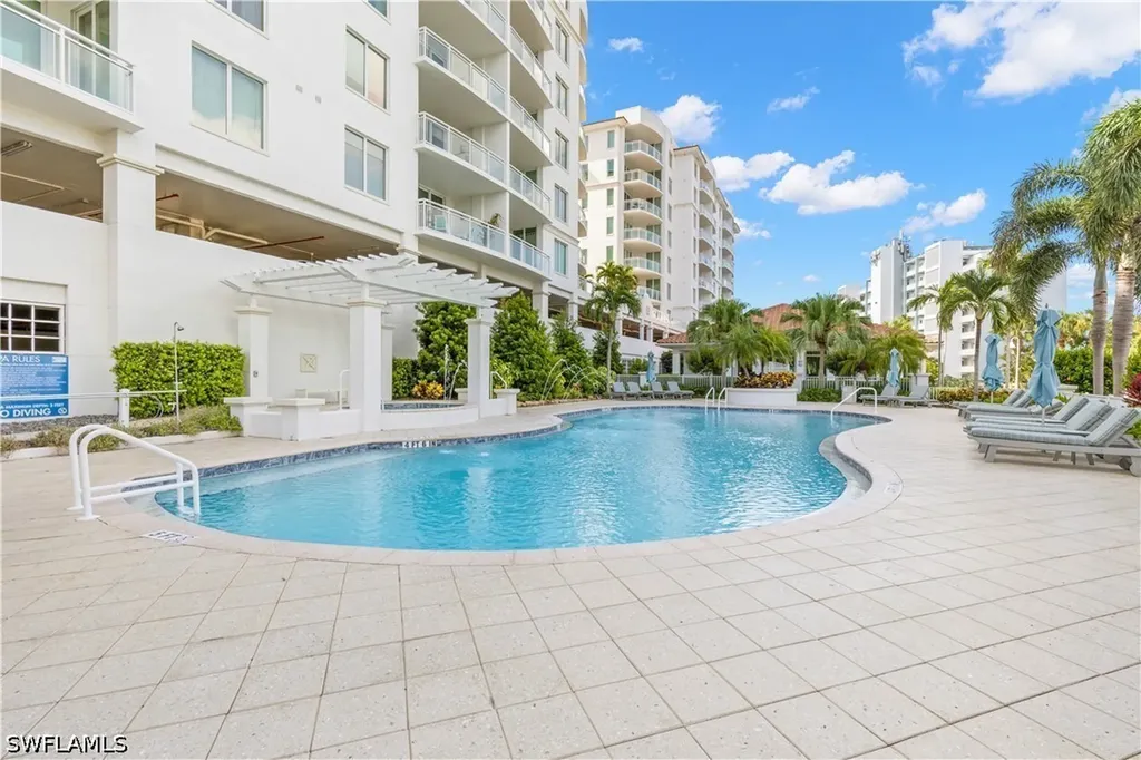 1325 Snell Isle Boulevard NE St. Petersburg FL 33704