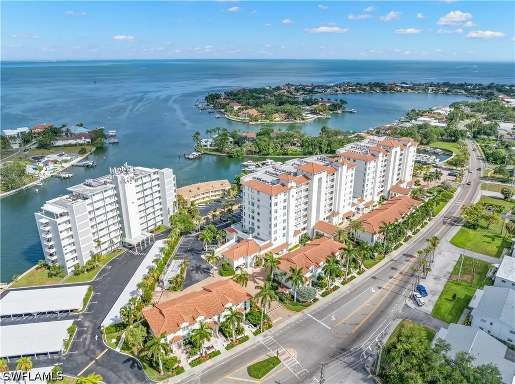 1325 Snell Isle Boulevard NE St. Petersburg FL 33704