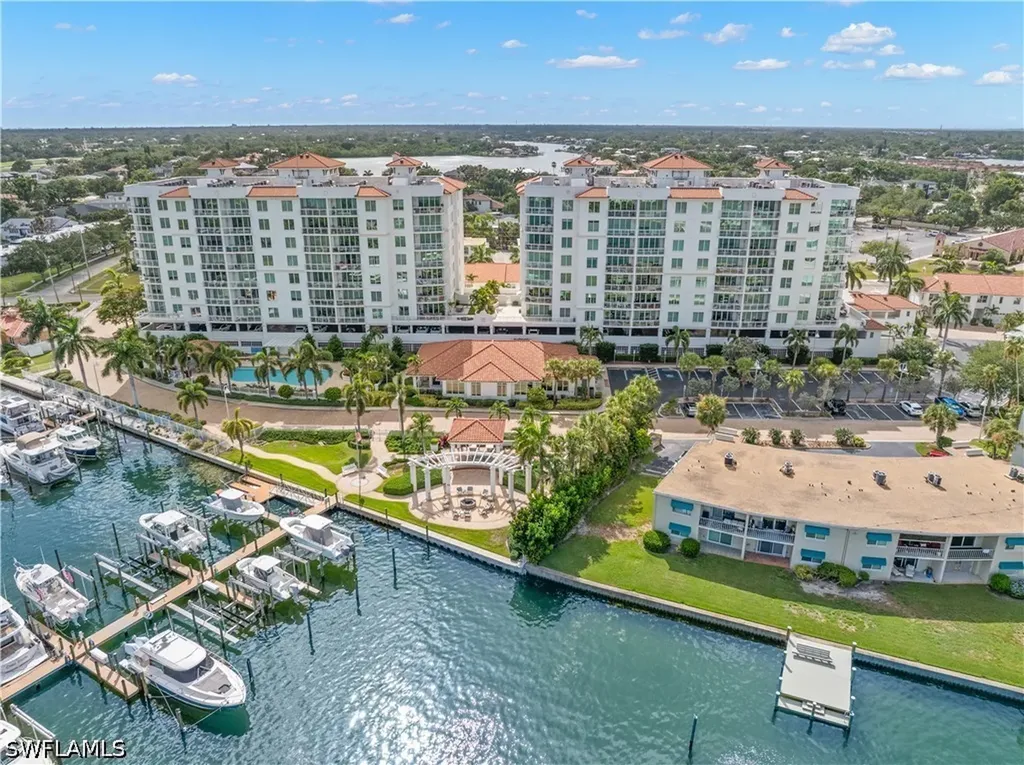 1325 Snell Isle Boulevard NE St. Petersburg FL 33704