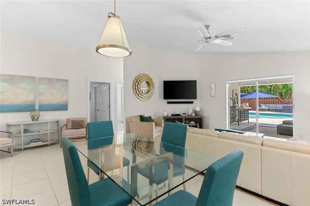580 97th Avenue N Naples FL 34108