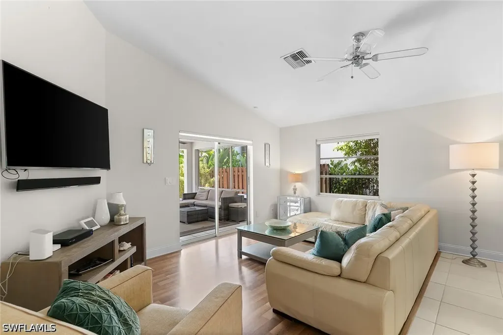 580 97th Avenue N Naples FL 34108