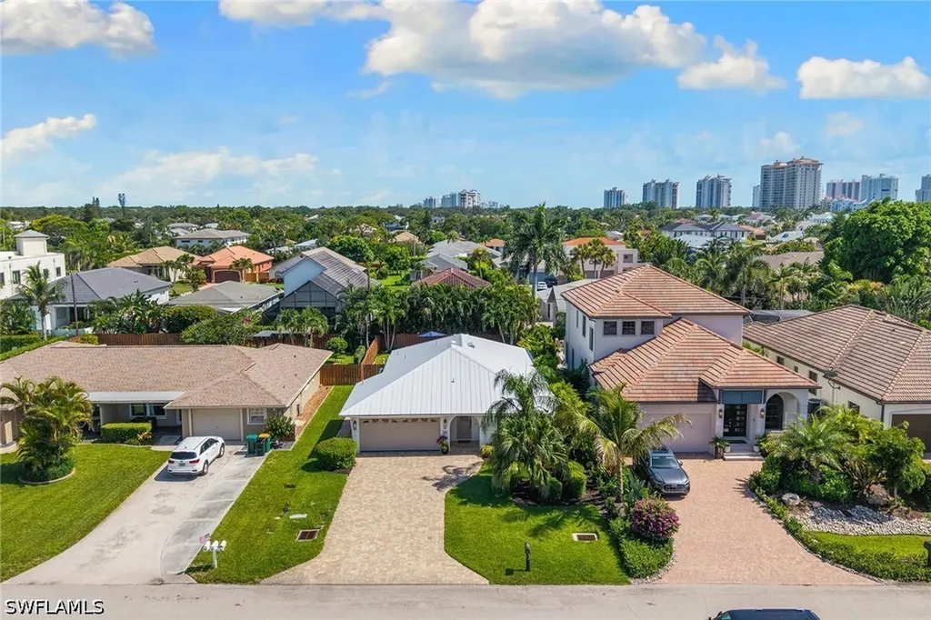 580 97th Avenue N Naples FL 34108