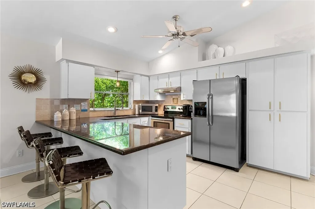 580 97th Avenue N Naples FL 34108