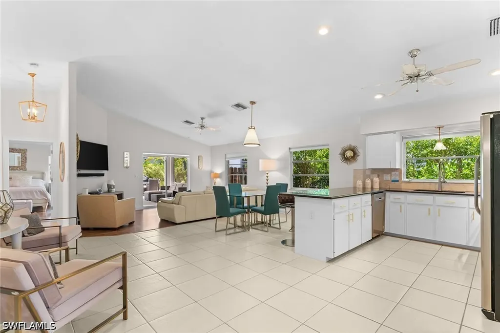 580 97th Avenue N Naples FL 34108