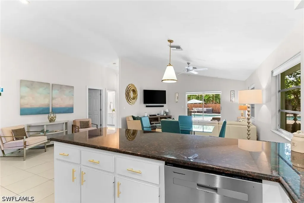 580 97th Avenue N Naples FL 34108