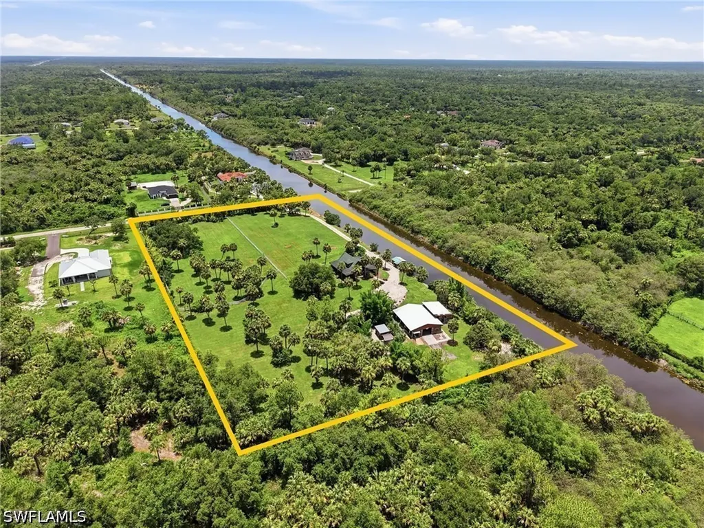 3935 24th Avenue SE Naples FL 34117
