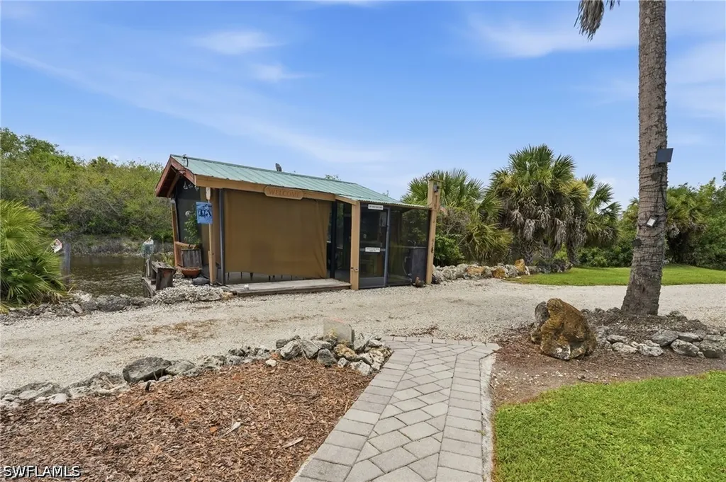 3935 24th Avenue SE Naples FL 34117
