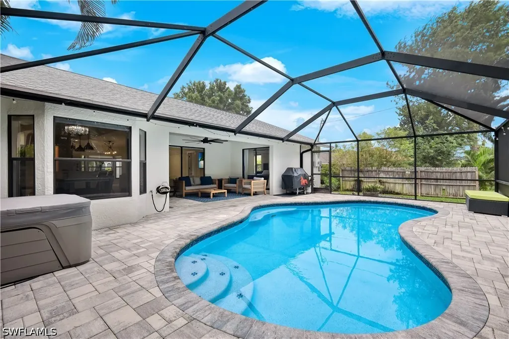 1509 SW 52nd Lane Cape Coral FL 33914