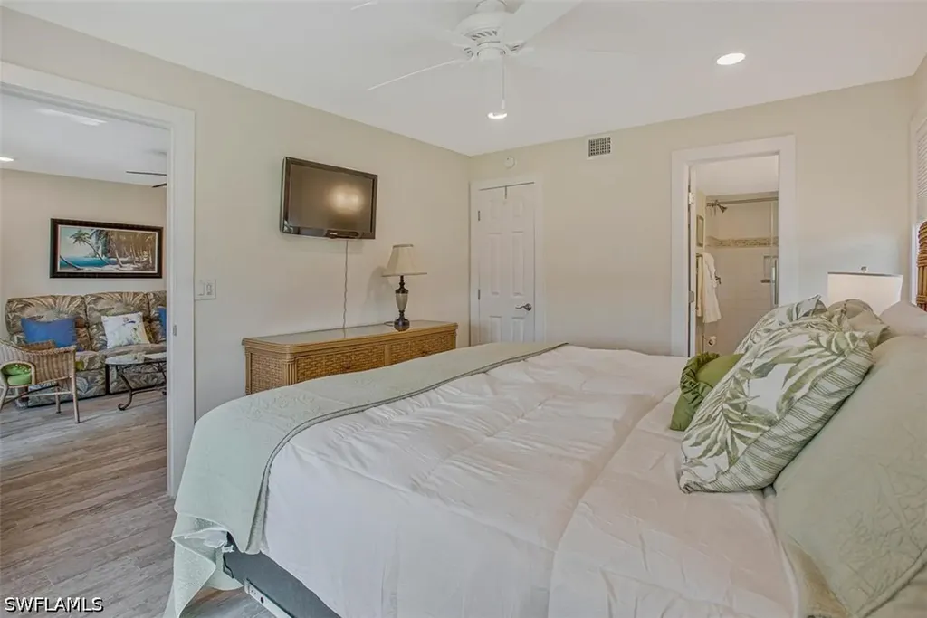 4298 27th Court SW Naples FL 34116