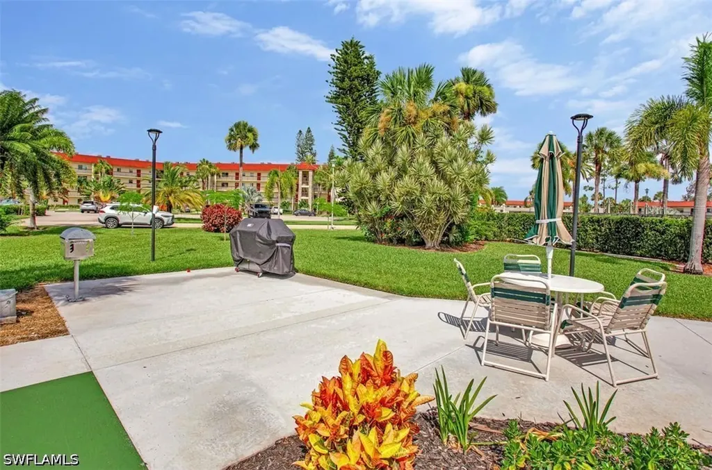 4298 27th Court SW Naples FL 34116