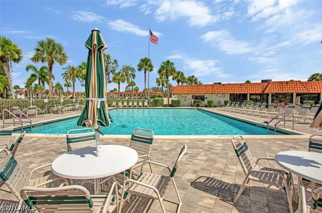 4298 27th Court SW Naples FL 34116