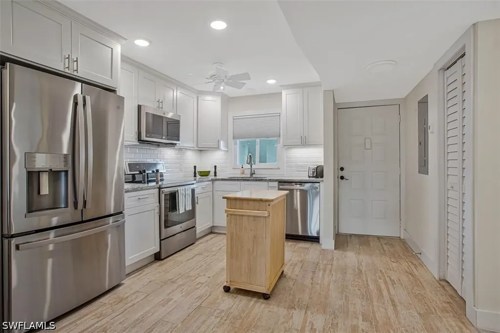 4298 27th Court SW Naples FL 34116