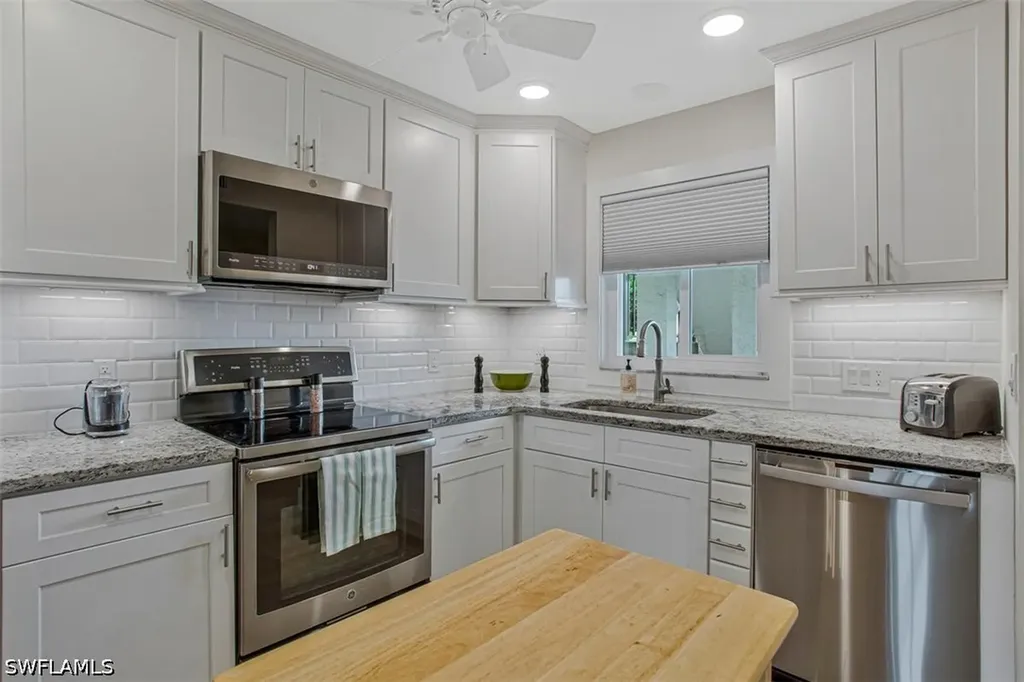 4298 27th Court SW Naples FL 34116