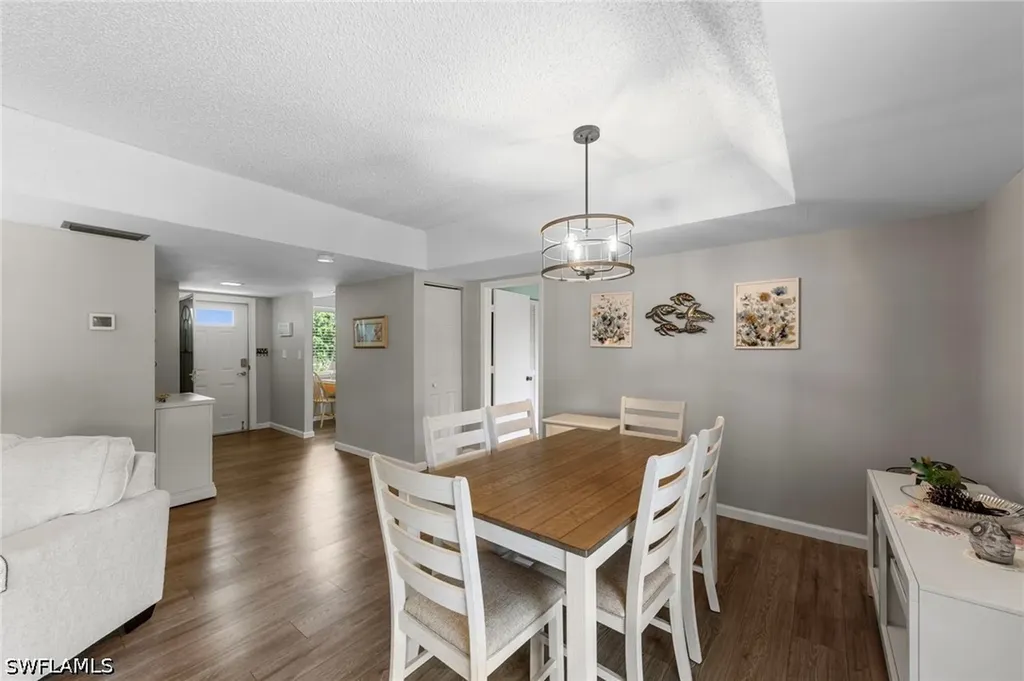 720 Teryl Road Naples FL 34112
