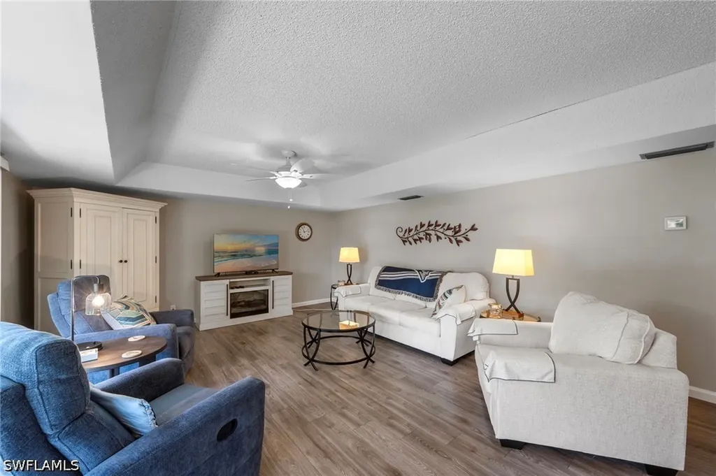 720 Teryl Road Naples FL 34112