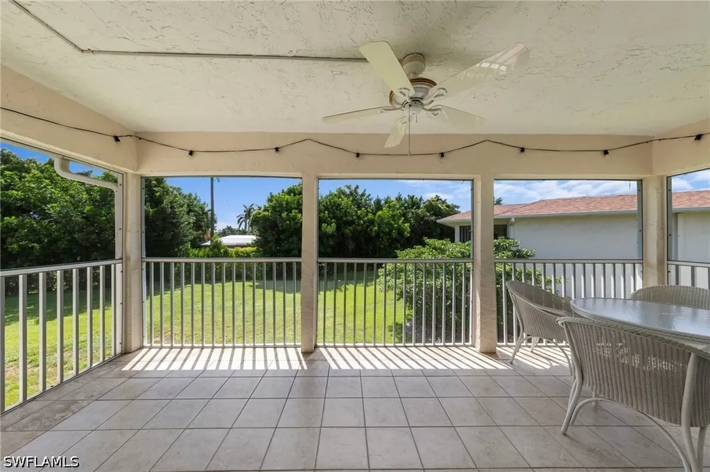 720 Teryl Road Naples FL 34112