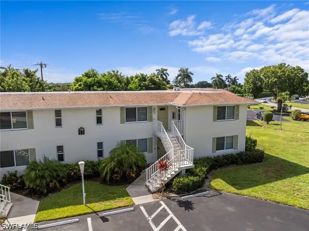 720 Teryl Road Naples FL 34112