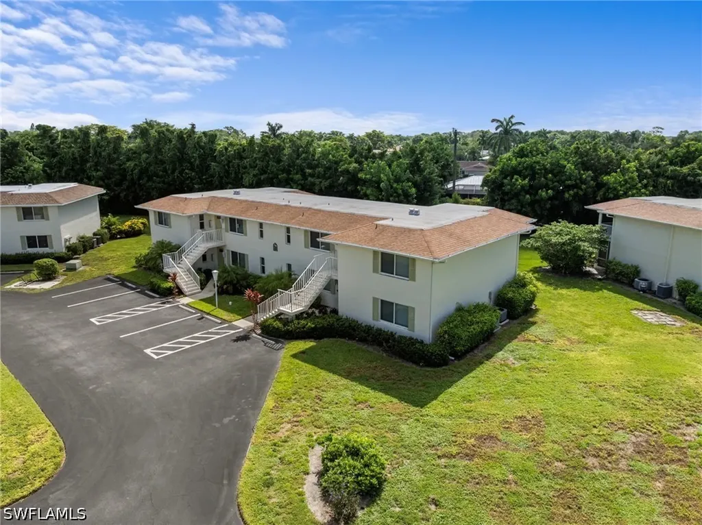 720 Teryl Road Naples FL 34112
