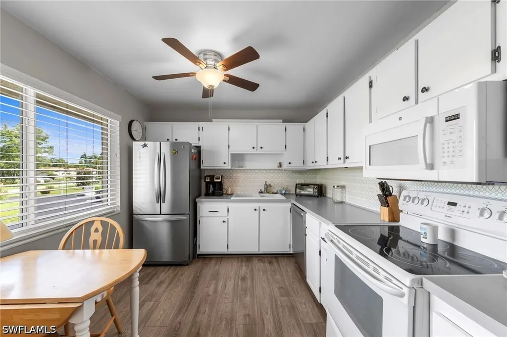 720 Teryl Road Naples FL 34112