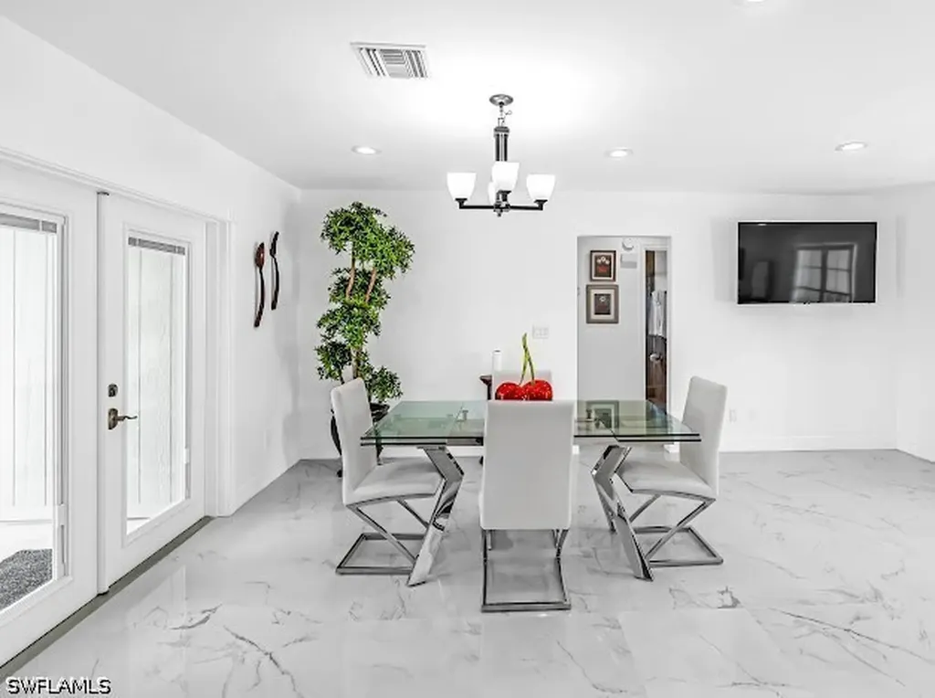 4151 19th Court SW Naples FL 34116