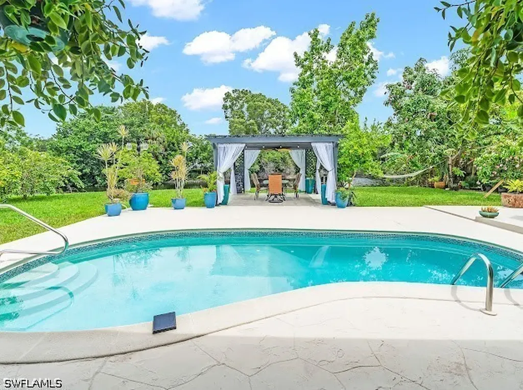 4151 19th Court SW Naples FL 34116