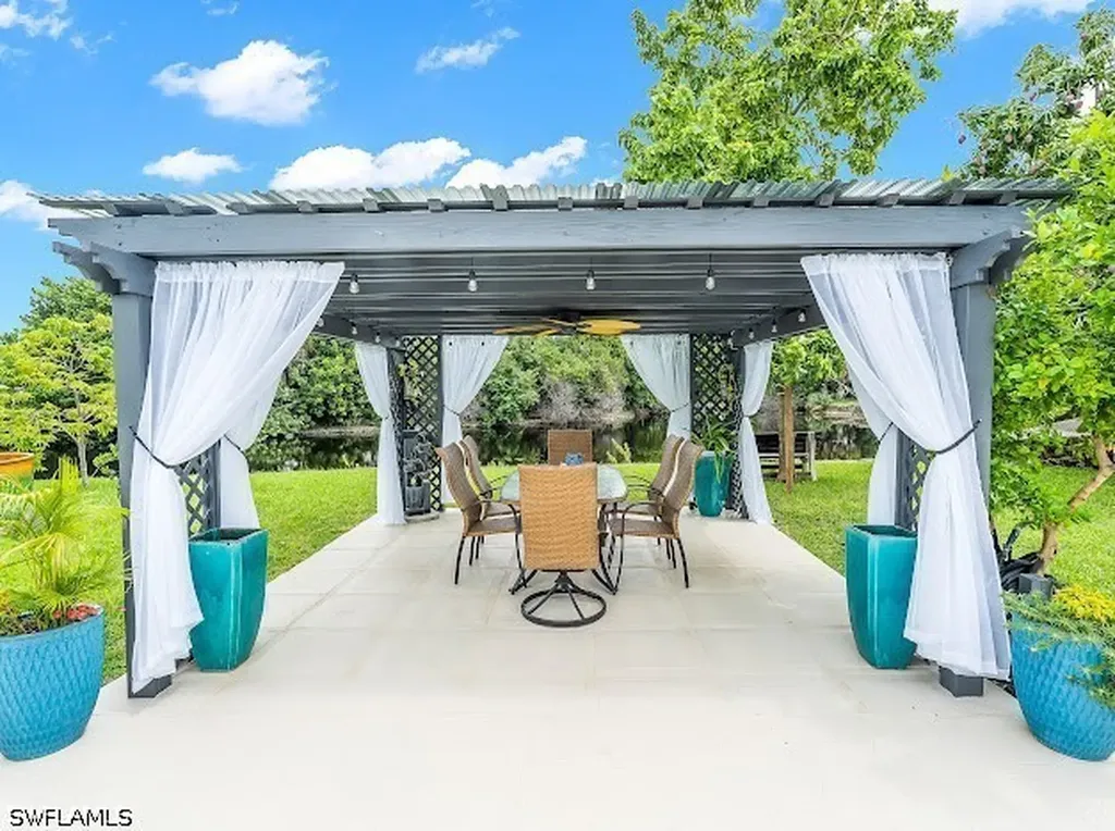 4151 19th Court SW Naples FL 34116