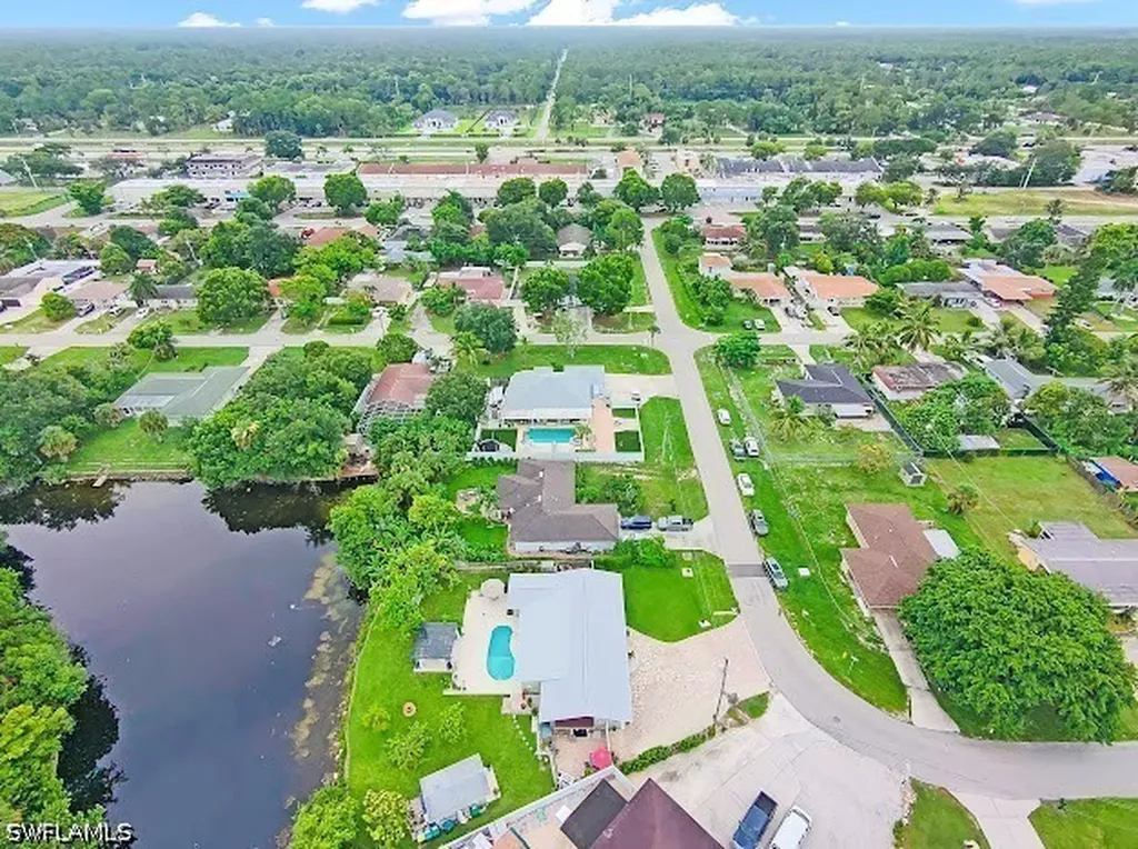 4151 19th Court SW Naples FL 34116