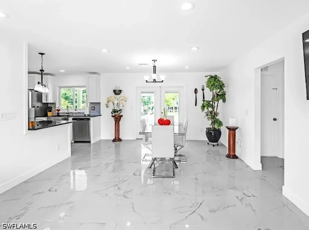4151 19th Court SW Naples FL 34116