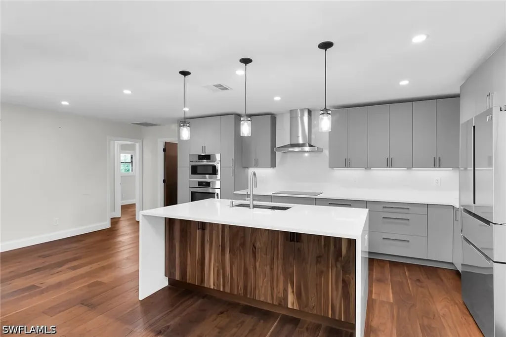 190 Dan River Court Marco Island FL 34145