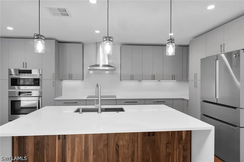 190 Dan River Court Marco Island FL 34145