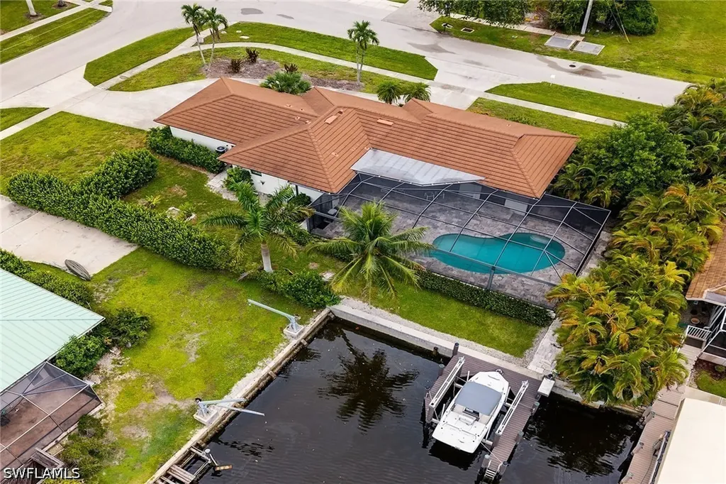 190 Dan River Court Marco Island FL 34145