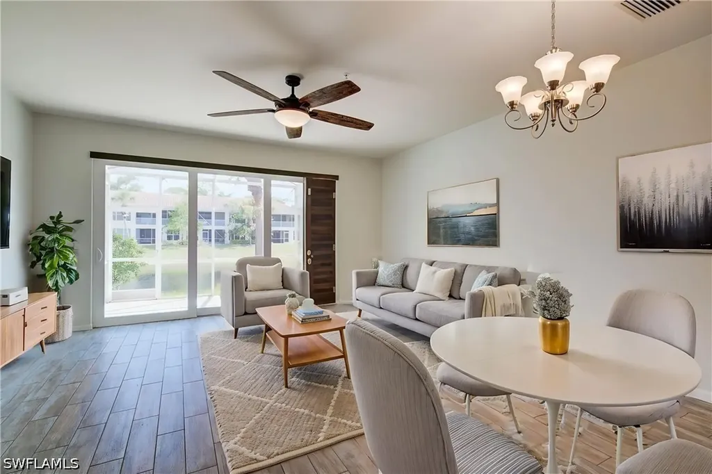 Naples FL, 904 Hampton Circle, Unit 94