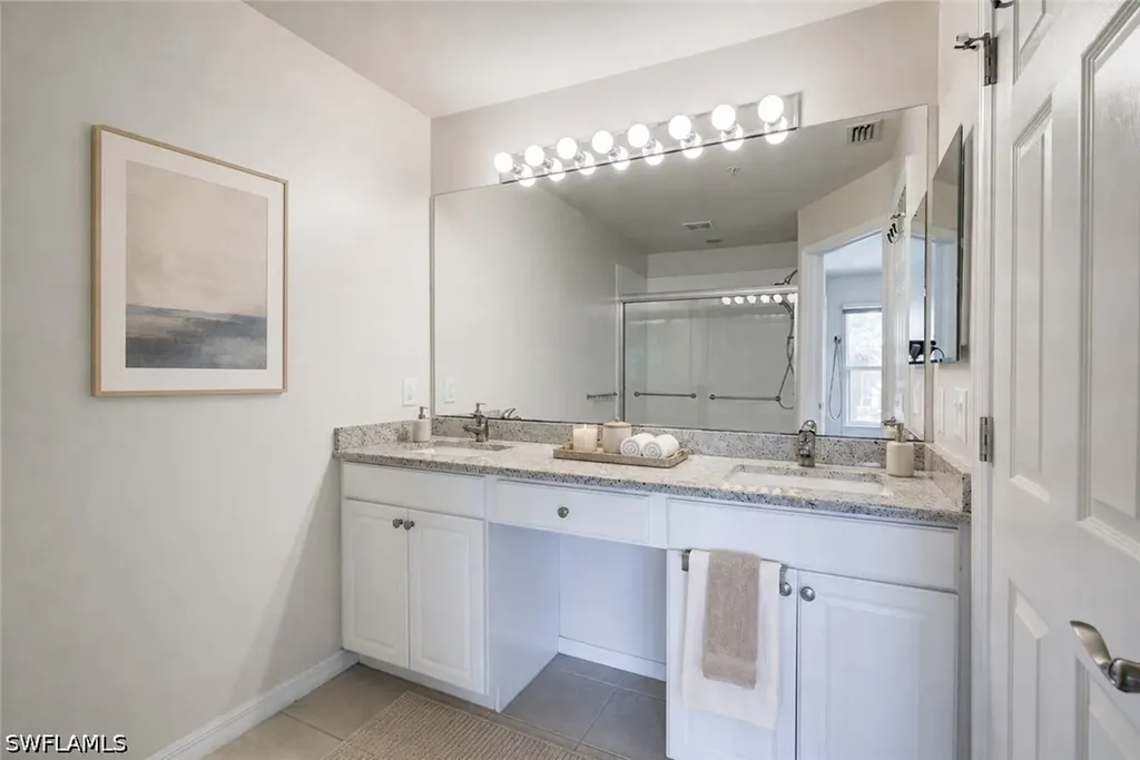904 Hampton Circle Naples FL 34105