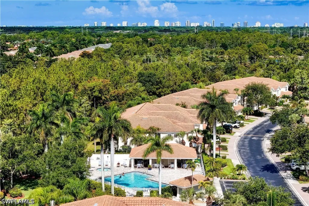 904 Hampton Circle Naples FL 34105
