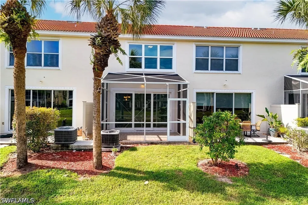 904 Hampton Circle Naples FL 34105