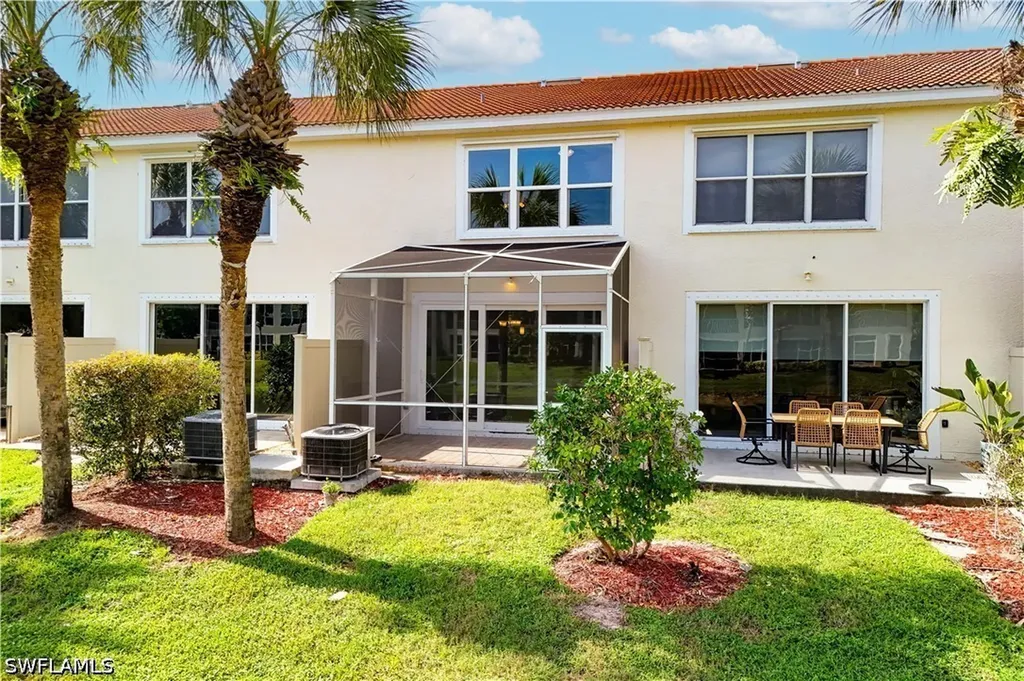 904 Hampton Circle Naples FL 34105