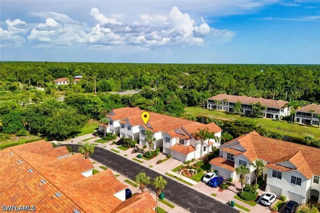 904 Hampton Circle Naples FL 34105