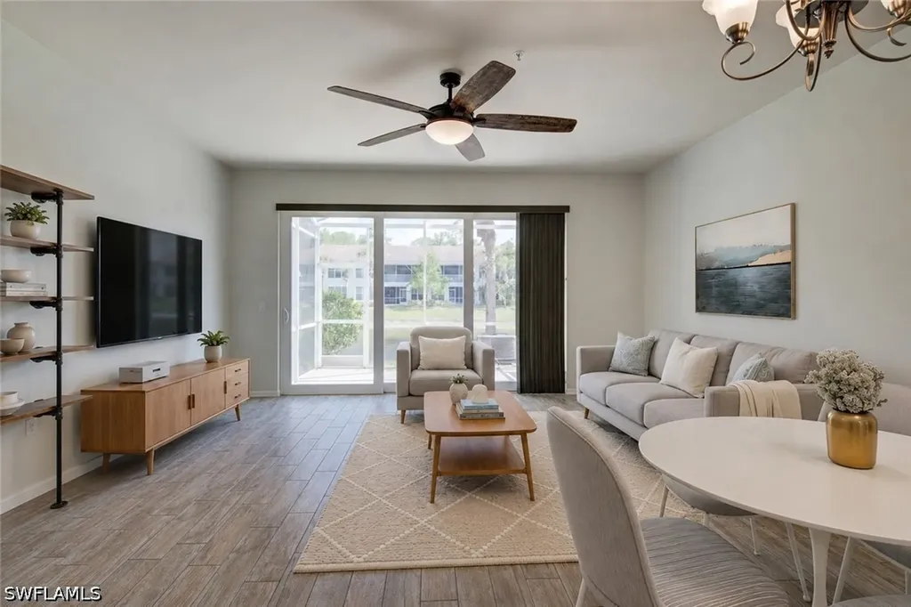 904 Hampton Circle Naples FL 34105